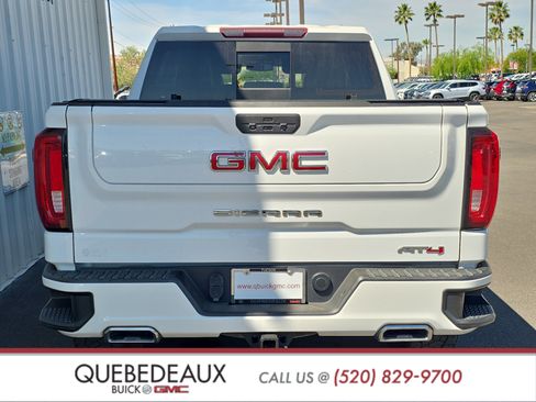 Used 2021 GMC Sierra 1500 AT4 w/ AT4 Preferred Package AWD/4WD image 7
