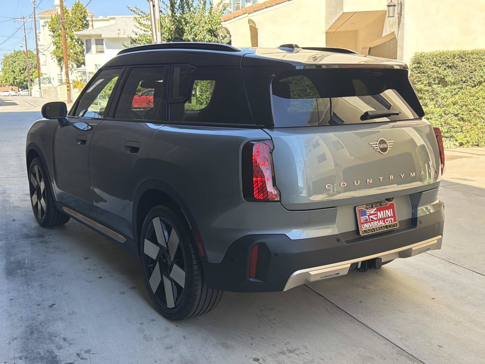 Used 2025 MINI Cooper Countryman S w/ Comfort Package Max AWD/4WD image 4