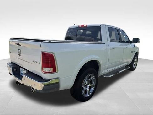 Used 2017 RAM 1500 Laramie w/ Convenience Group AWD/4WD image 5