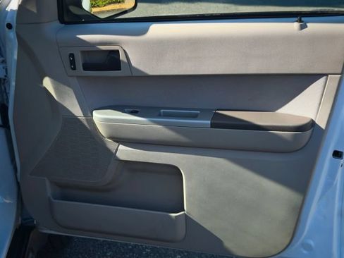 Used 2012 Ford Escape 4WD Hybrid image 29