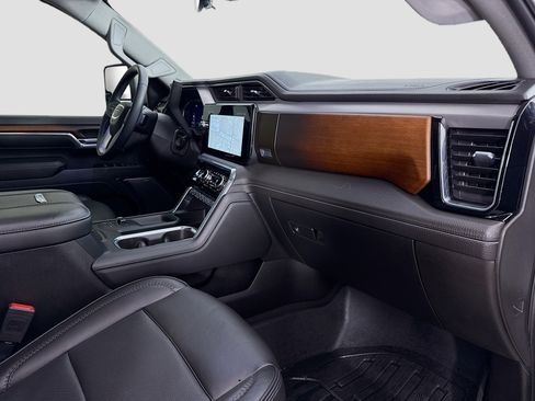 Used 2024 GMC Sierra 2500 Denali w/ Denali Reserve Package image 31