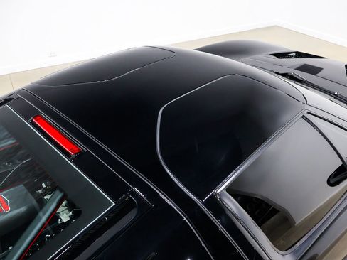 Used 2006 Ford GT RWD image 97