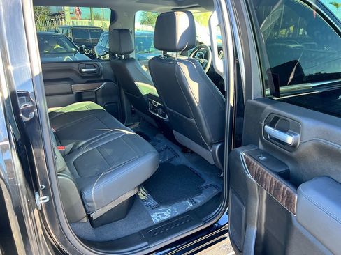 Used 2021 GMC Sierra 2500 Denali w/ Denali Ultimate Package image 17