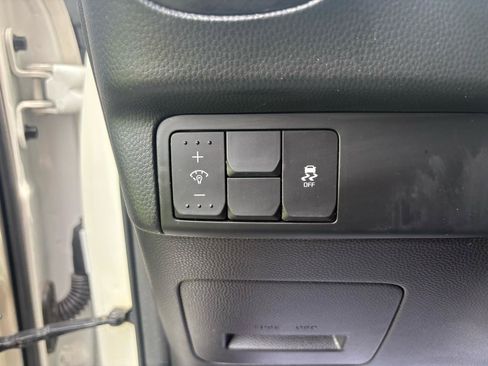 Used 2016 Kia Soul + w/ Designer's Package FWD image 10