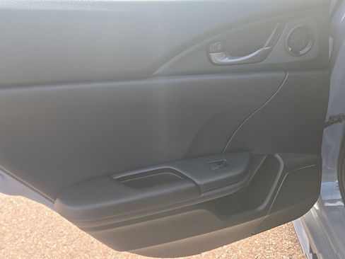 Used 2021 Honda Civic Sport image 23