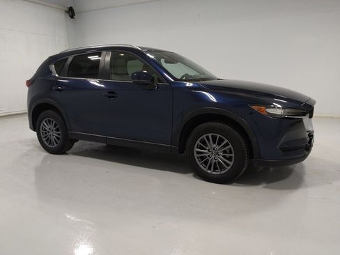 Used 2019 MAZDA CX-5 Touring image 11