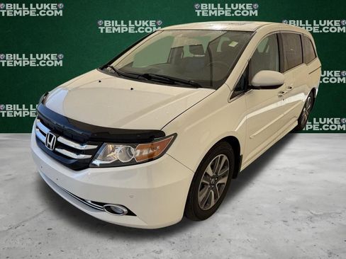 Used 2016 Honda Odyssey Touring image 3