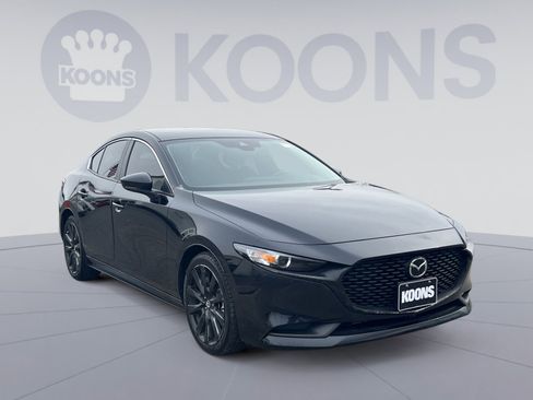 Used 2021 MAZDA MAZDA3 s image 10