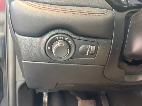 Used 2025 Dodge Durango GT AWD/4WD image 27