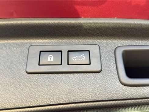 Used 2022 Subaru Forester Premium image 30