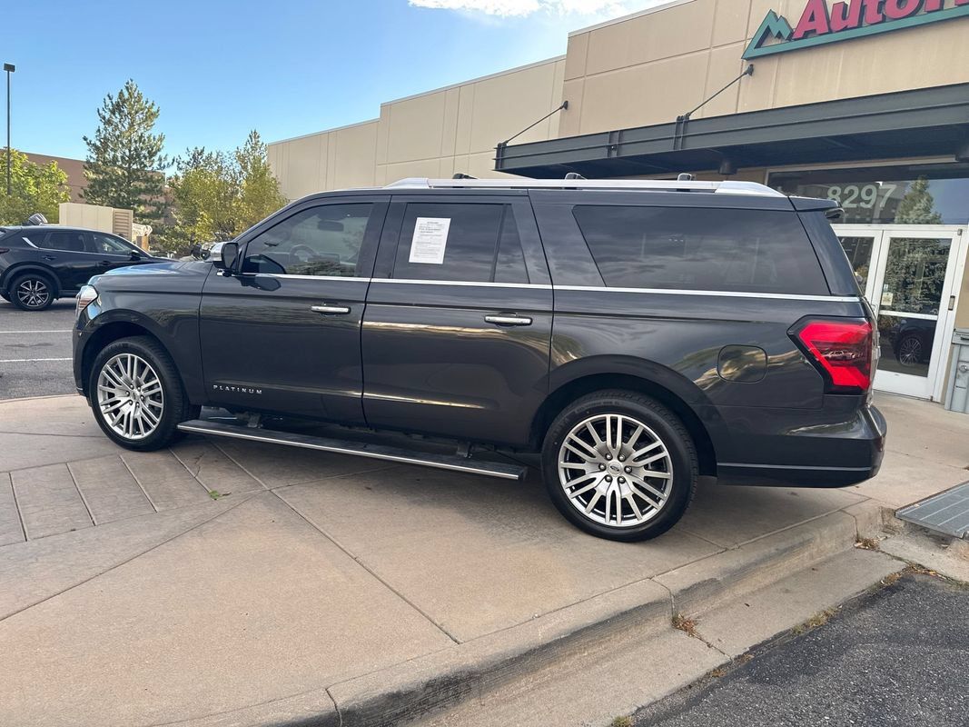 Used 2022 Ford Expedition Max Platinum AWD/4WD image 11