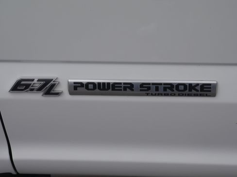 Used 2021 Ford F350 Limited AWD/4WD image 21