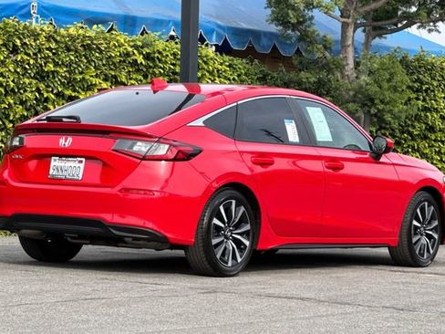 Certified 2024 Honda Civic EX-L image 4