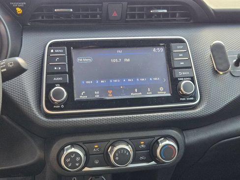 Used 2022 Nissan Kicks S FWD image 25