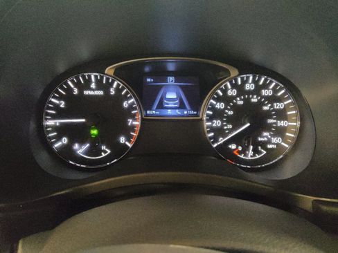 Used 2019 Nissan Pathfinder SL image 23