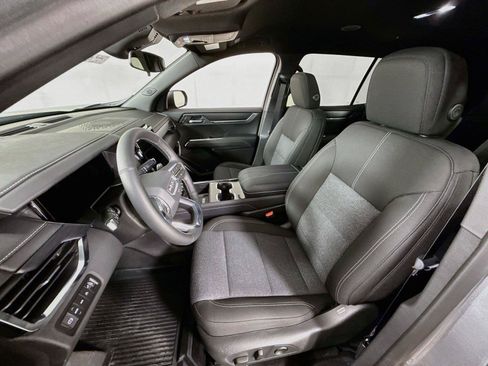 New 2027 GMC Acadia Elevation w/ LPO, Floor Liner Package AWD/4WD image 16