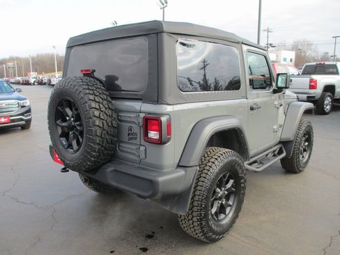 Used 2021 Jeep Wrangler Sport image 5