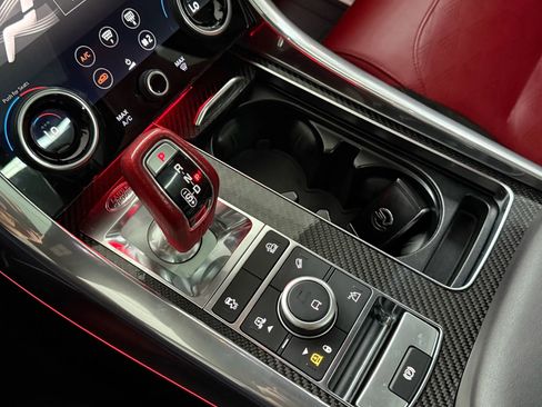 Used 2021 Land Rover Range Rover Sport SVR image 33