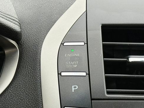 Used 2014 Lincoln MKZ AWD w/ Equipment Group 102A Reserve image 38