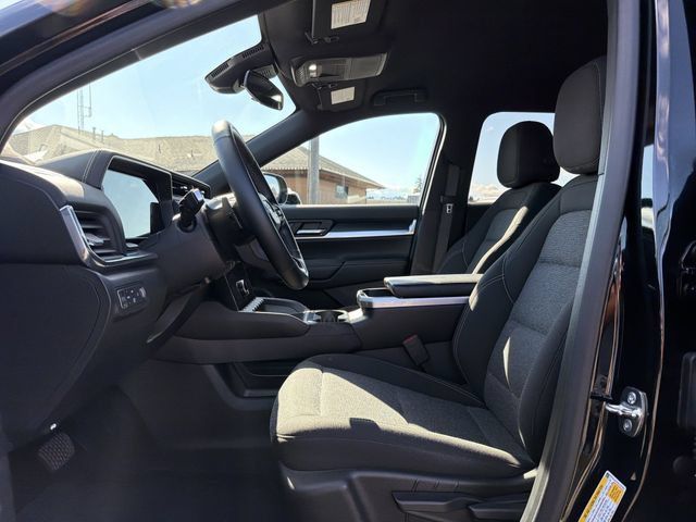 Used 2025 GMC Terrain Elevation AWD/4WD image 13