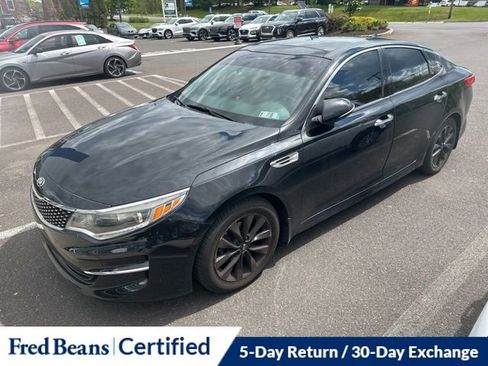 Used 2018 Kia Optima EX w/ Premium Package FWD image 3
