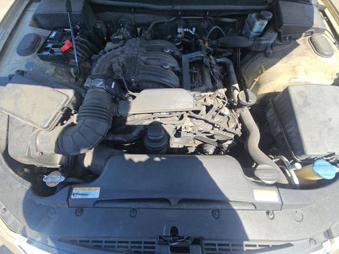 Used 2011 Hyundai Genesis 3.8 RWD image 17