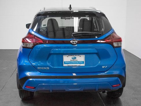 Used 2023 Nissan Kicks SV image 7