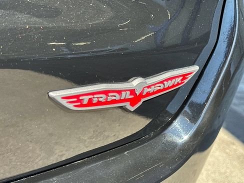 Certified 2024 Jeep Compass Trailhawk AWD/4WD image 12