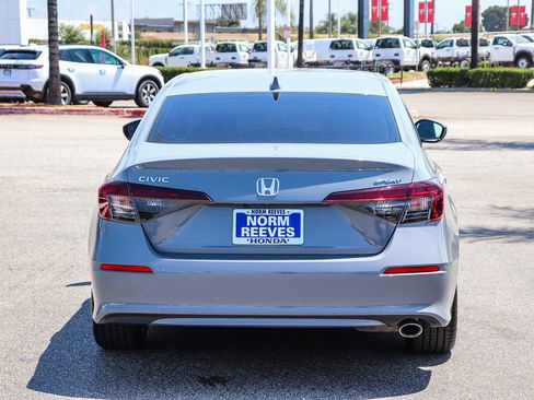 Certified 2025 Honda Civic Sport image 12
