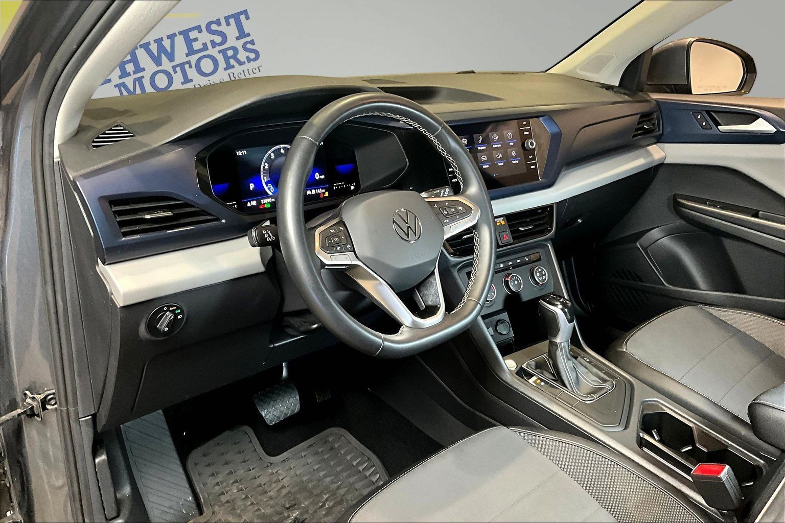 Used 2022 Volkswagen Taos SE FWD image 17