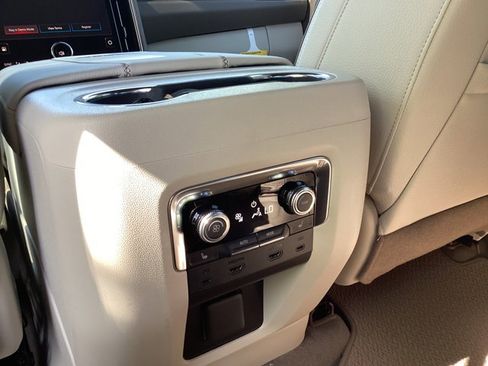 New 2026 GMC Yukon Denali image 18