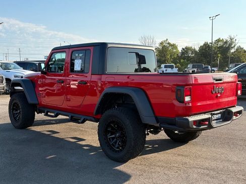 Used 2023 Jeep Gladiator Rubicon AWD/4WD image 5
