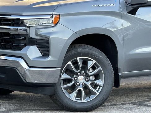 New 2026 Chevrolet Silverado 1500 LT image 8