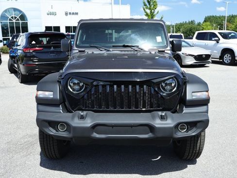 Used 2020 Jeep Wrangler Sport AWD/4WD image 2
