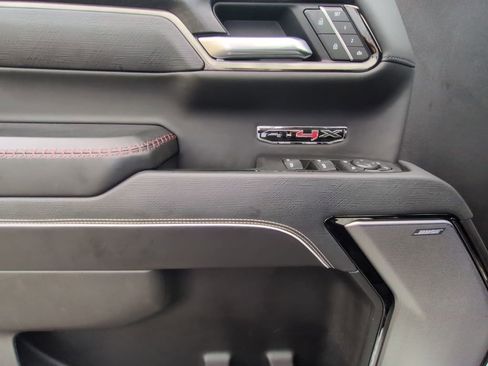 Used 2025 GMC Sierra 1500 AT4X AWD/4WD image 14