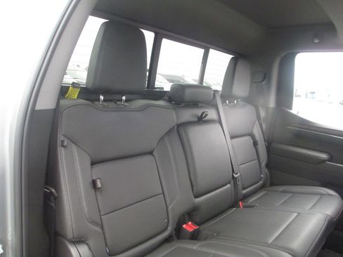 Used 2024 GMC Sierra 1500 SLT w/ SLT Premium Plus Package AWD/4WD image 27