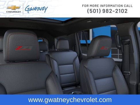 New 2026 Chevrolet Traverse Z71 w/ Enhanced Driving Package AWD/4WD image 24