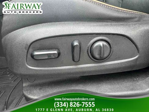 Used 2019 Chevrolet Blazer Premier w/ Sun and Wheels Package image 15