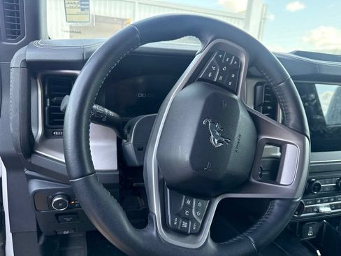 Used 2026 Ford Bronco Outer Banks AWD/4WD image 9