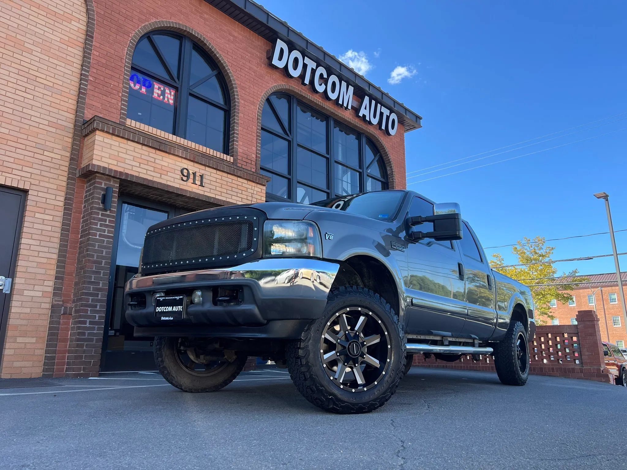 Used 2002 Ford F250 4x4 Crew Cab Super Duty image 3