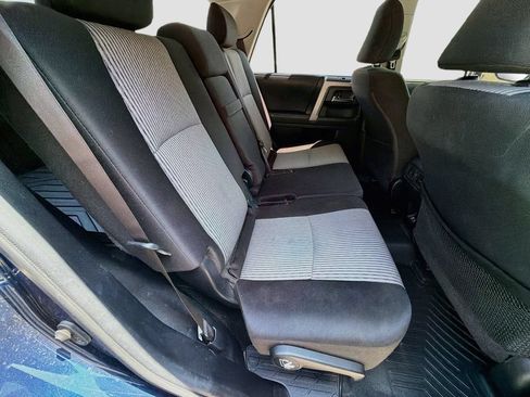 Used 2022 Toyota 4Runner SR5 AWD/4WD image 29