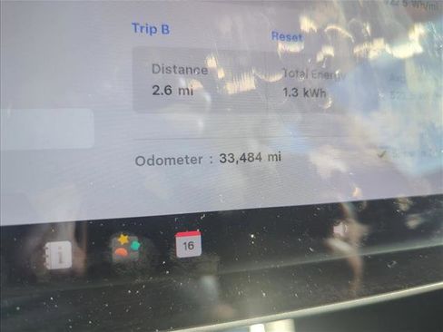 Used 2020 Tesla Model 3 Long Range image 9