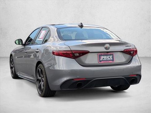 Used 2019 Alfa Romeo Giulia Ti RWD image 8