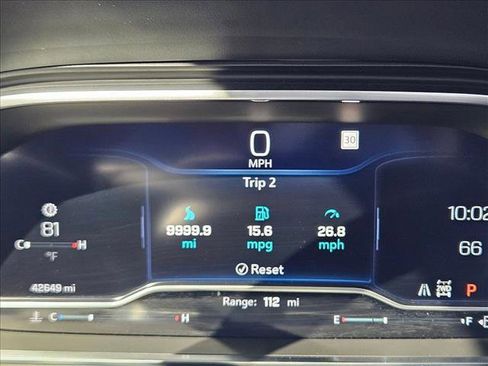 Used 2024 Chevrolet Tahoe Z71 w/ Luxury Package image 10