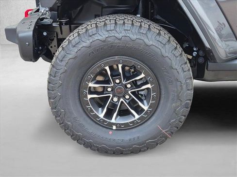 New 2026 Jeep Wrangler Unlimited Rubicon AWD/4WD image 9