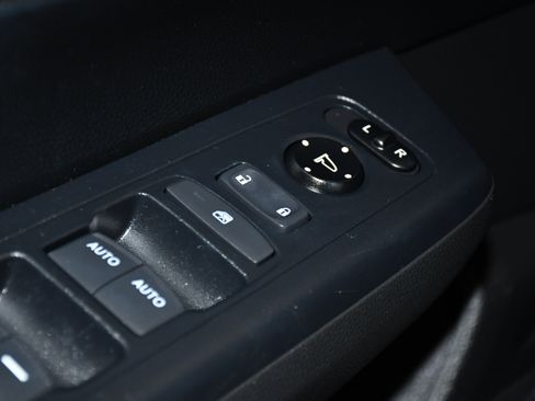 Certified 2024 Honda CR-V EX image 33