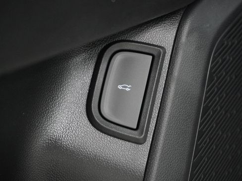 New 2026 Chevrolet Equinox LT w/ Convenience Package II image 14