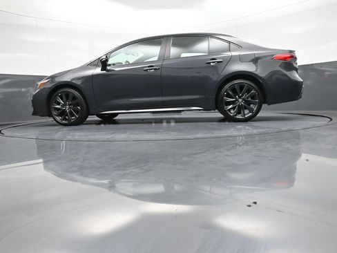 Certified 2025 Toyota Corolla SE FWD image 32