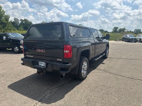 Used 2019 GMC Sierra 3500 SLT w/ Duramax Plus Package AWD/4WD image 7