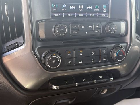 Used 2016 Chevrolet Silverado 2500 LT image 25